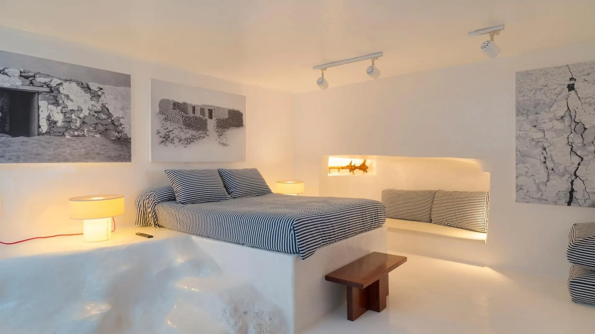 Villa Luxury Sea Front Caleton 40 Spain