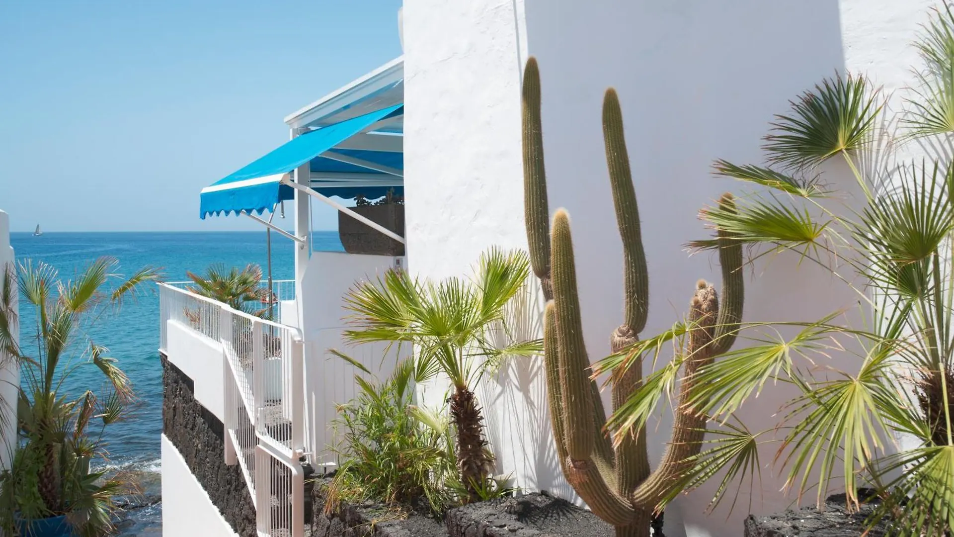 Luxury Sea Front Caleton 40 Spain