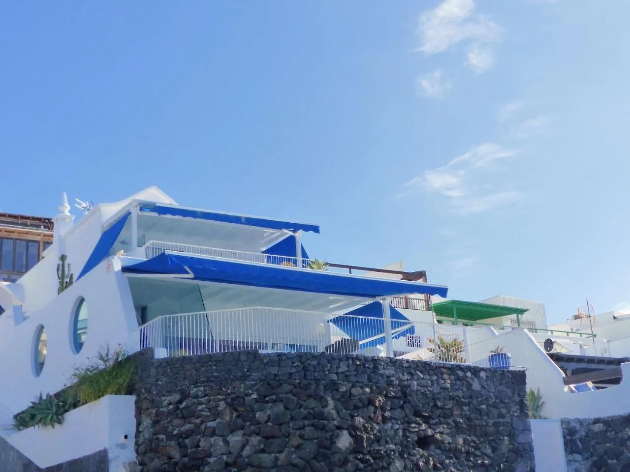 Luxury Sea Front Caleton 40 Puerto del Carmen (Lanzarote)