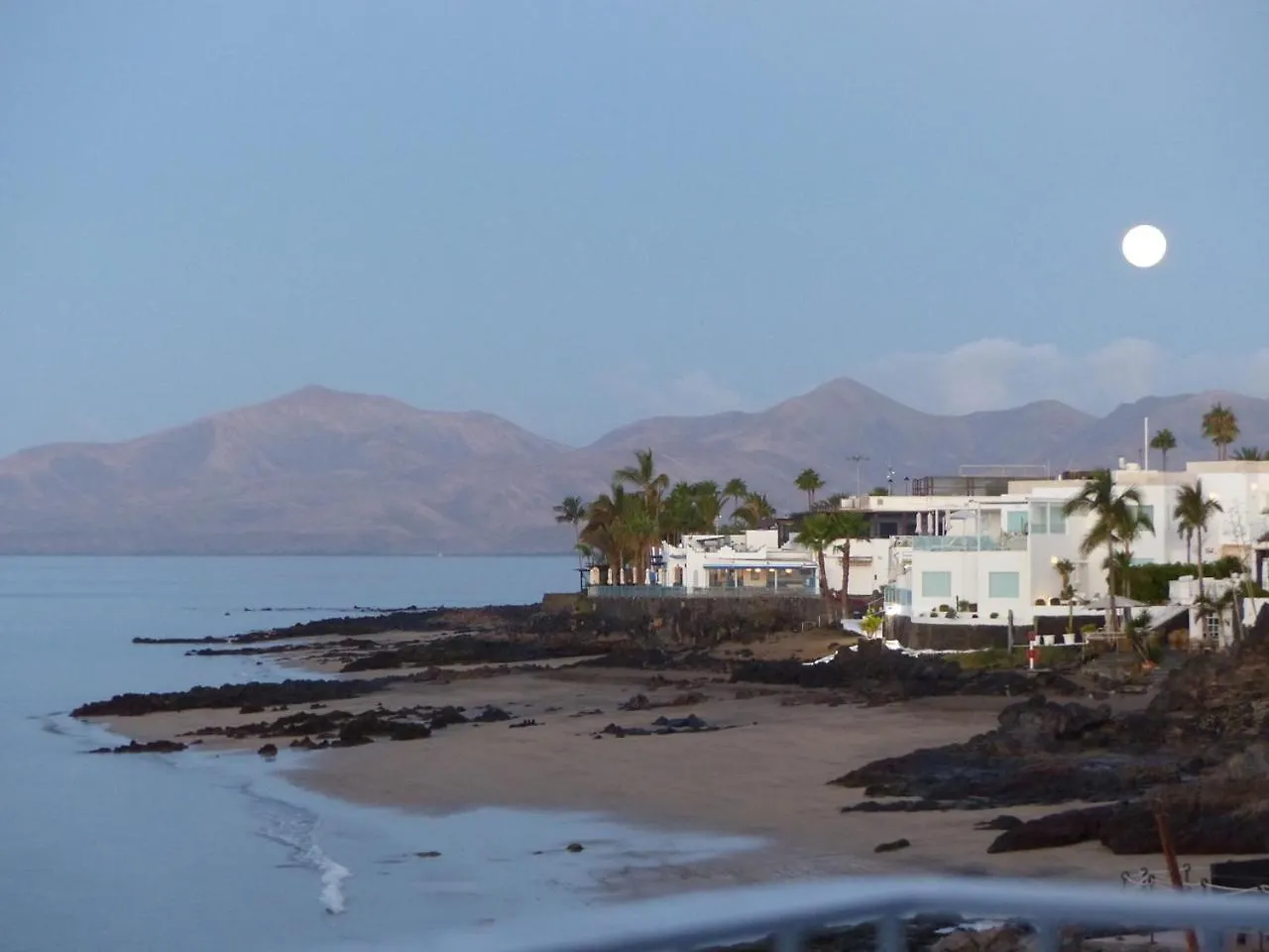 Luxury Sea Front Caleton 40 0*, Puerto del Carmen (Lanzarote)